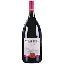 Woodbridge - Pinot Noir - 1.5 L